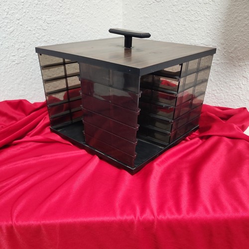 Track tape carousel - 8-track,